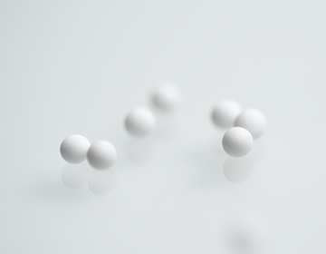 Ceramic beads made of aluminium-silicon oxide