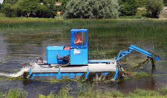 Amphibious Excavators